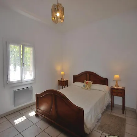Дом отдыха Four-bedroom Holiday In